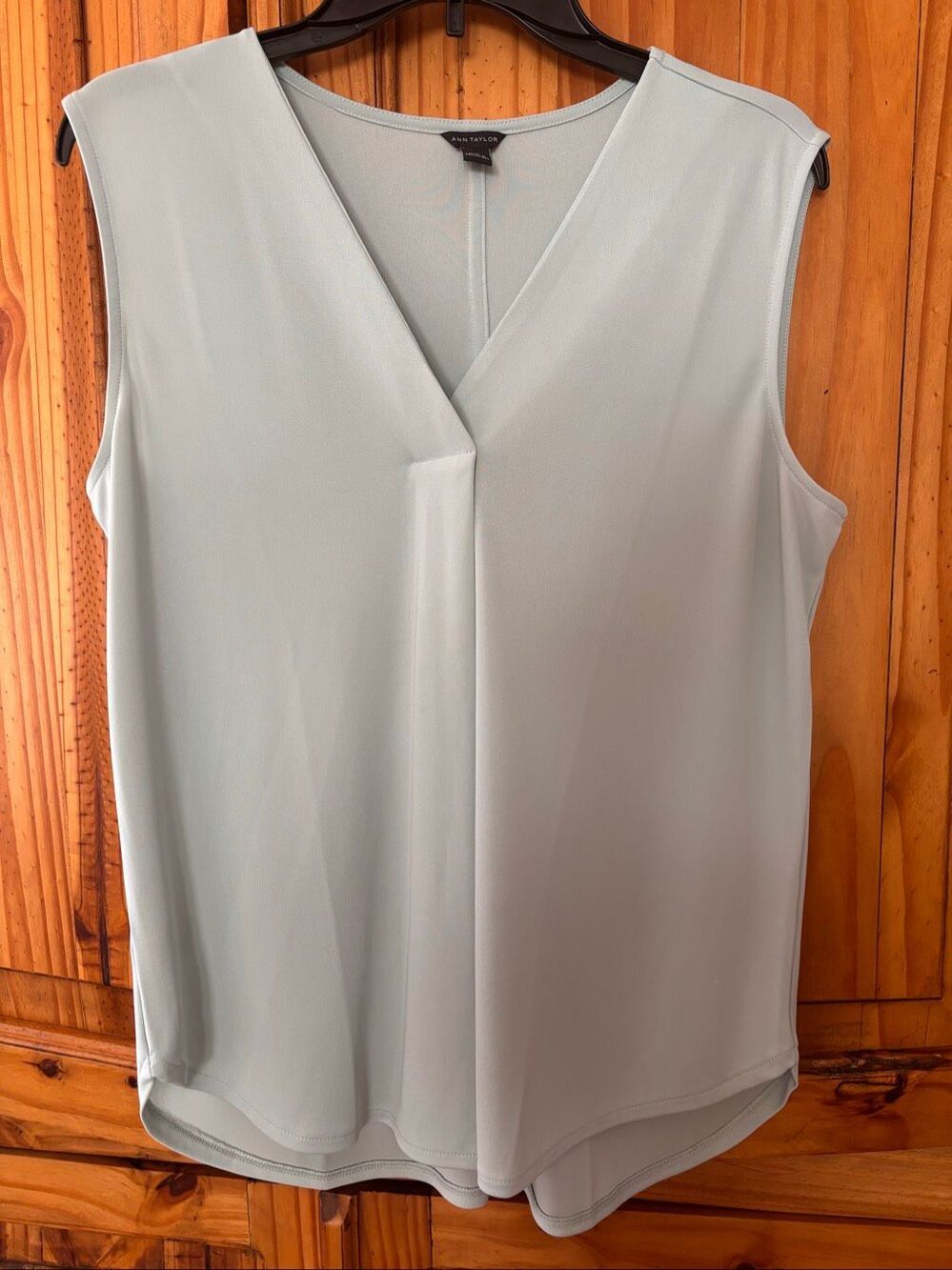 Ann Taylor Pale Grey Vneck Tank